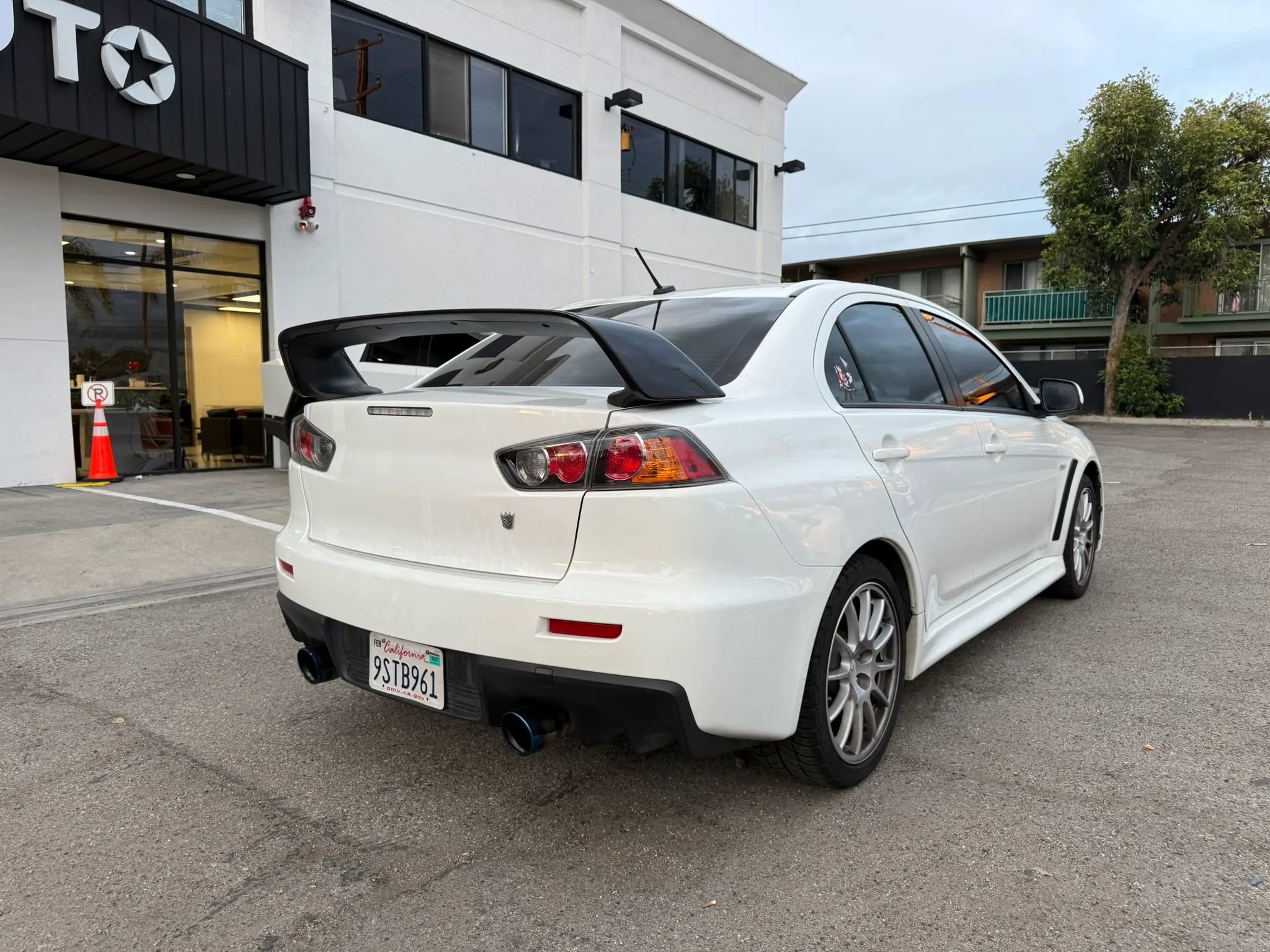 Used 2014 Mitsubishi Lancer Evolution GSR AWD/4WD image 7