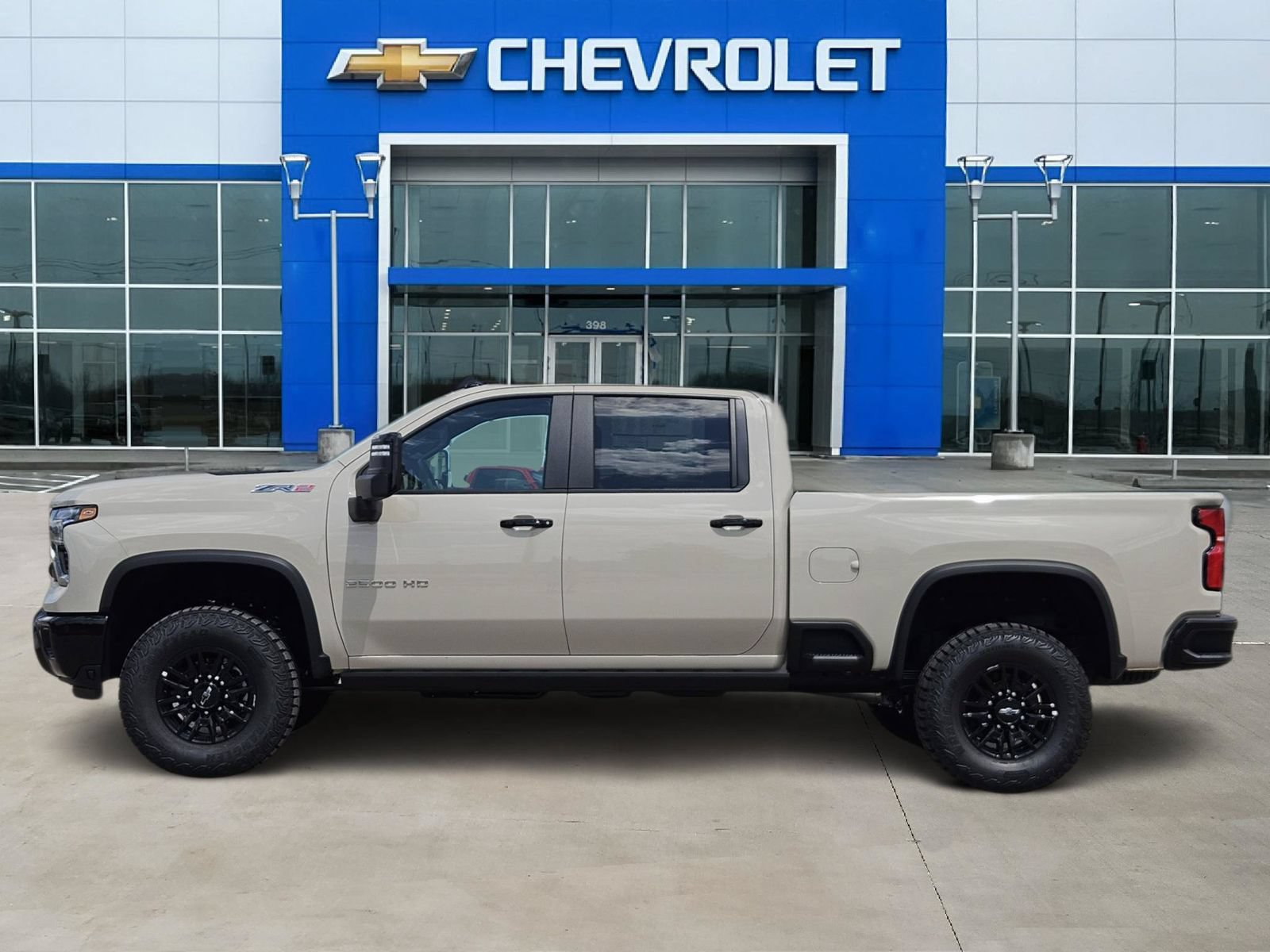 New 2026 Chevrolet Silverado 2500 ZR2 AWD/4WD video 3