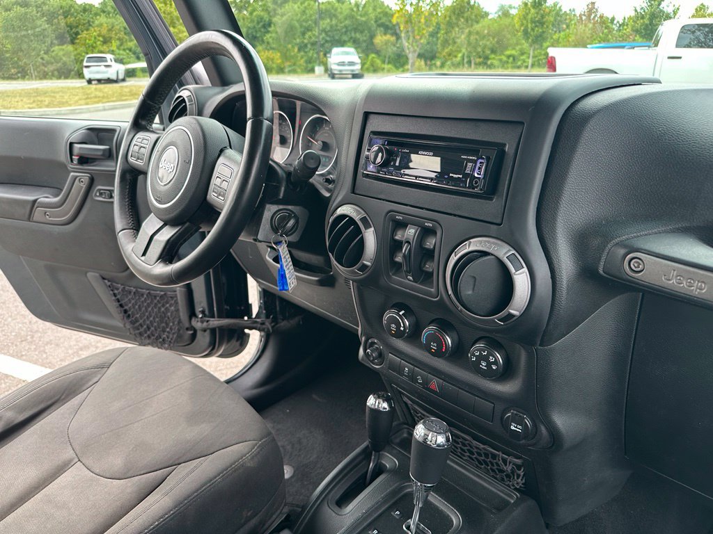 Used 2017 Jeep Wrangler Unlimited Sport w/ Quick Order Package 24S AWD/4WD image 35