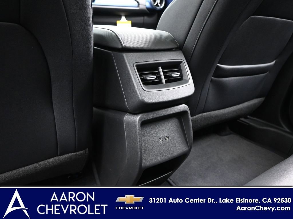 New 2026 Chevrolet Equinox EV LT image 18