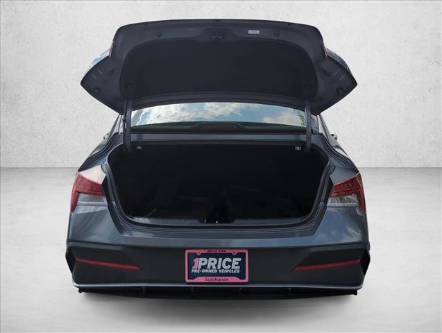 Certified 2024 Hyundai Elantra Blue image 7