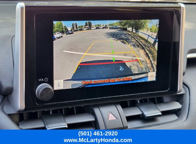 Used 2025 Toyota RAV4 XLE FWD image 22