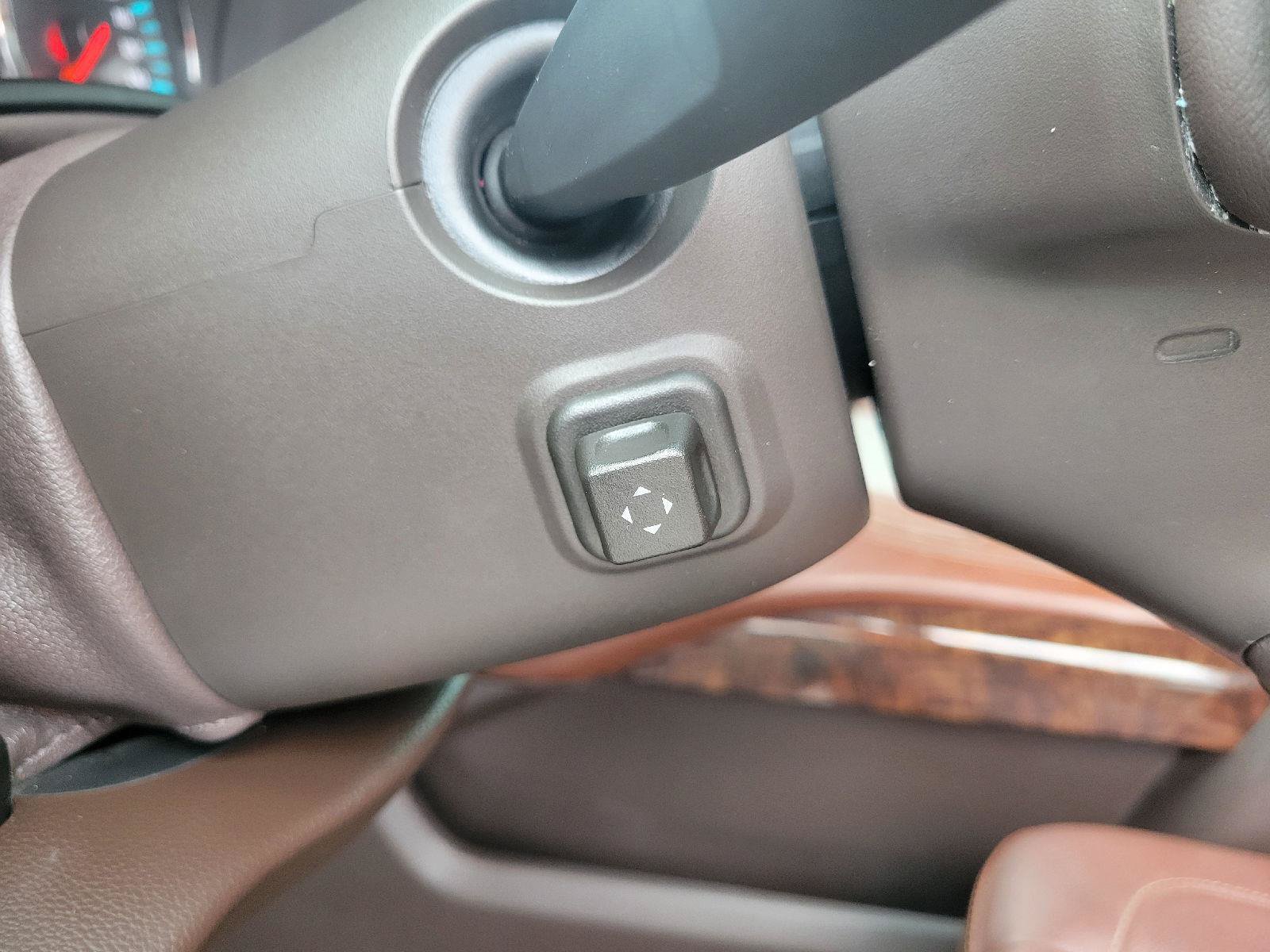 Used 2015 Chevrolet Tahoe LTZ AWD/4WD image 19