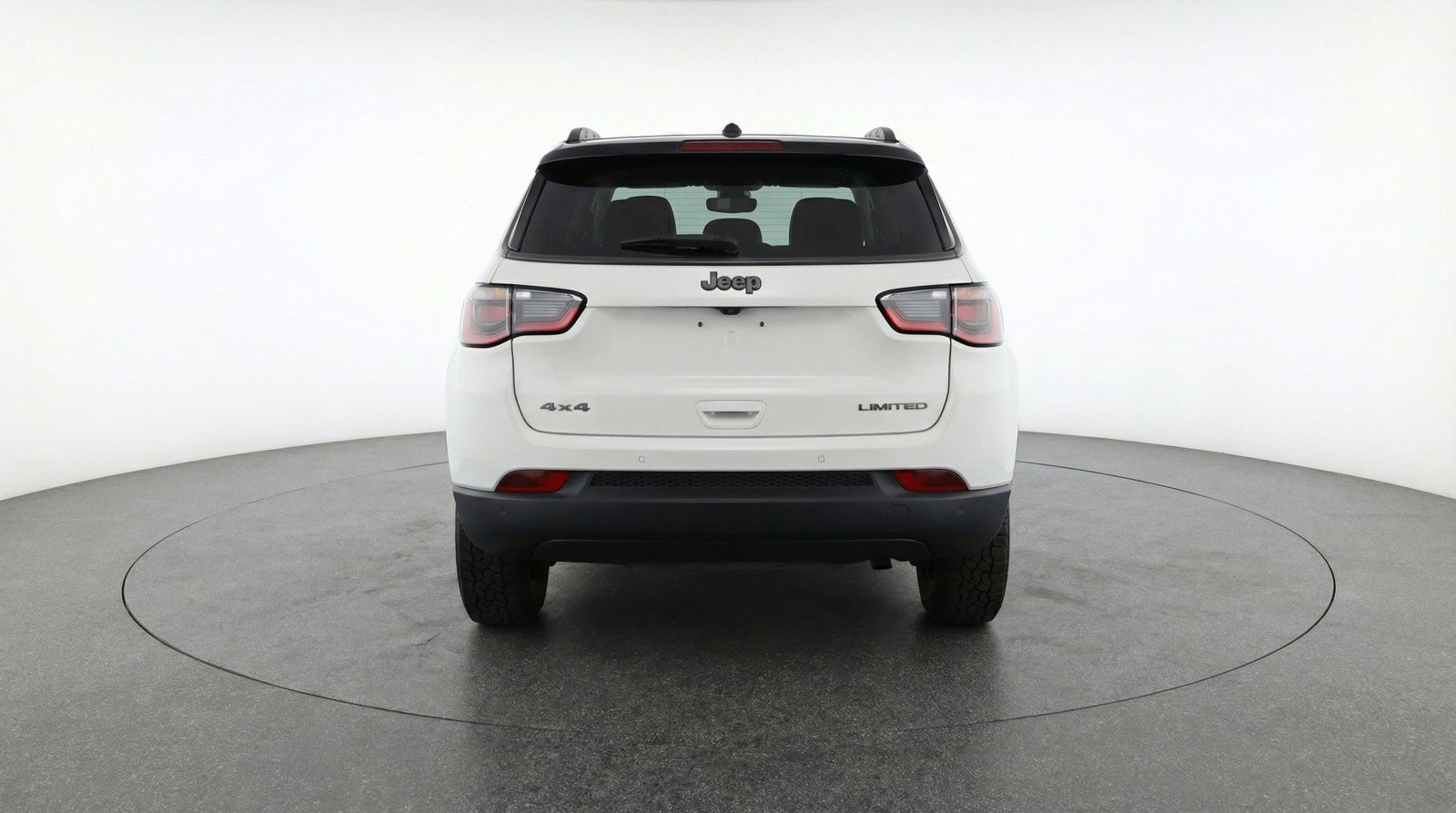 Used 2025 Jeep Compass Trailhawk image 7