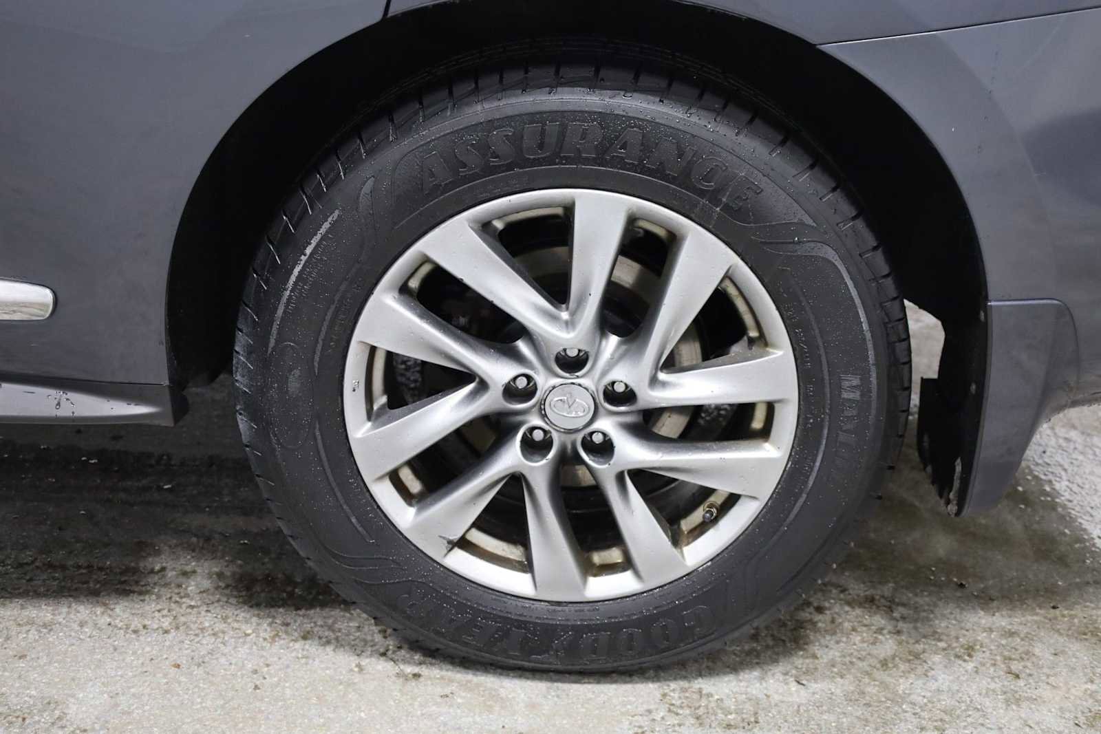 Used 2013 INFINITI JX35 AWD w/ Premium Pkg image 35