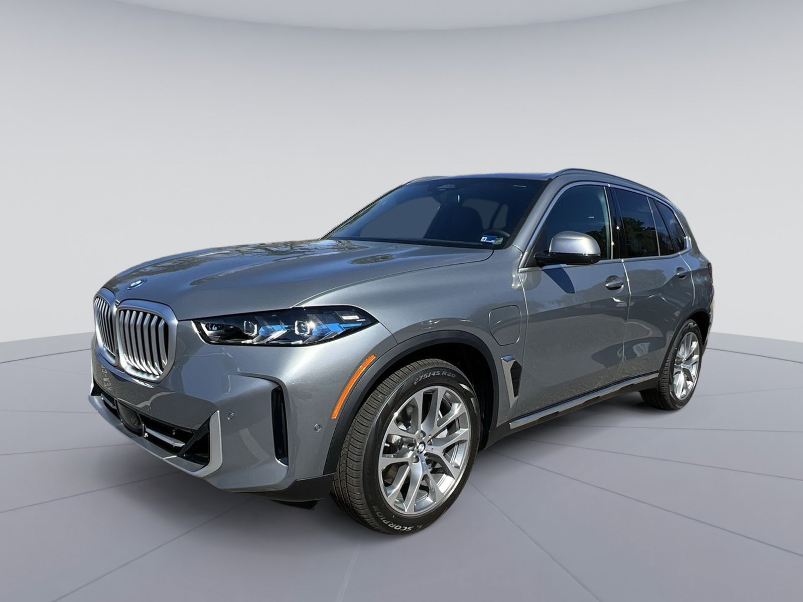 New 2026 BMW X5 xDrive50e
