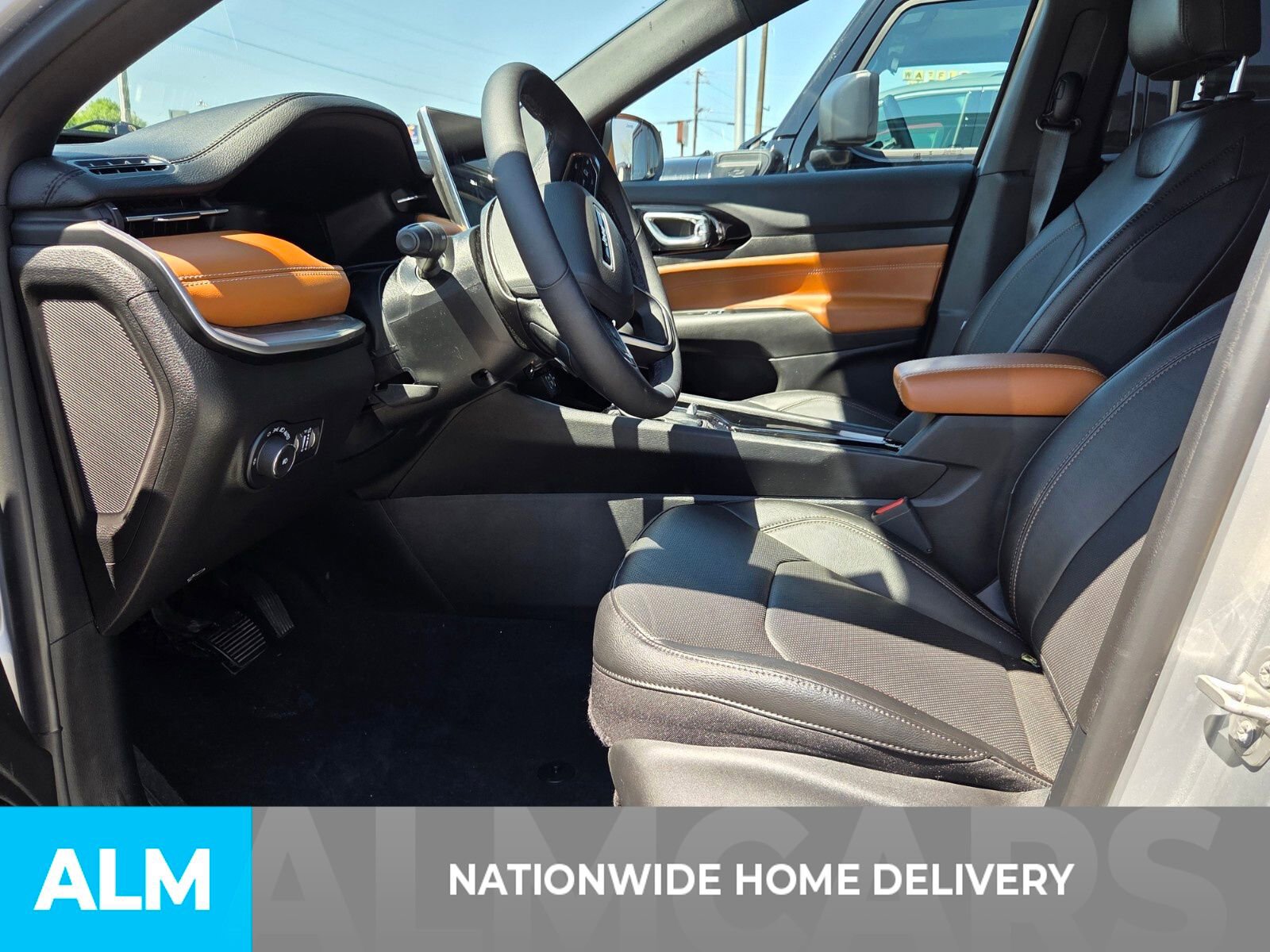 Used 2024 Jeep Compass Limited w/ Elite Group image 5