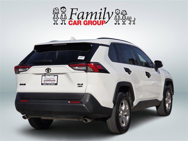 Used 2025 Toyota RAV4 XLE image 4