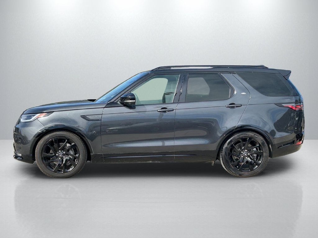 Used 2025 Land Rover Discovery Dynamic SE AWD/4WD image 8