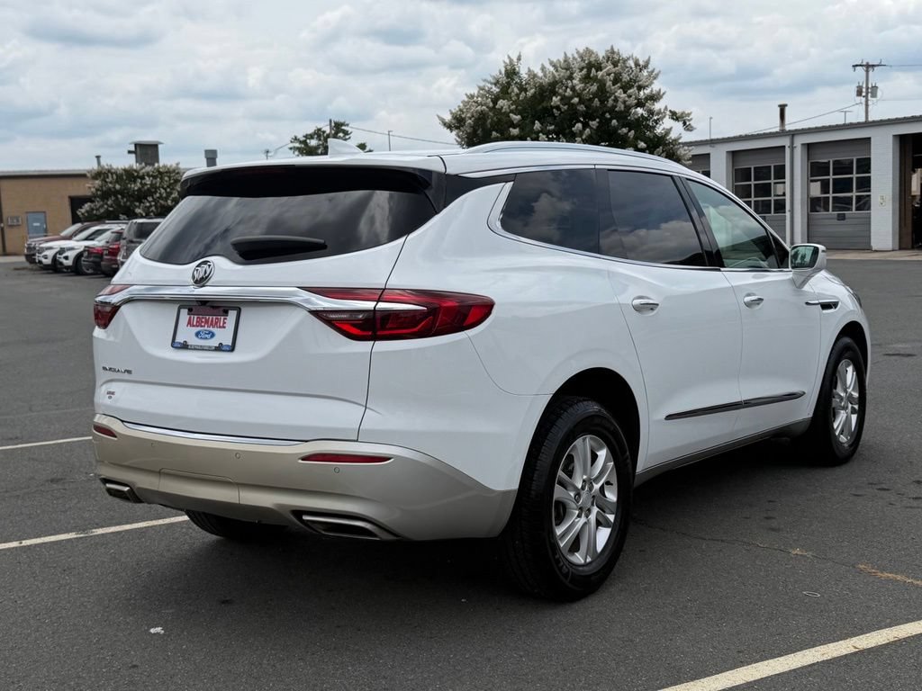 Used 2020 Buick Enclave Essence FWD image 3
