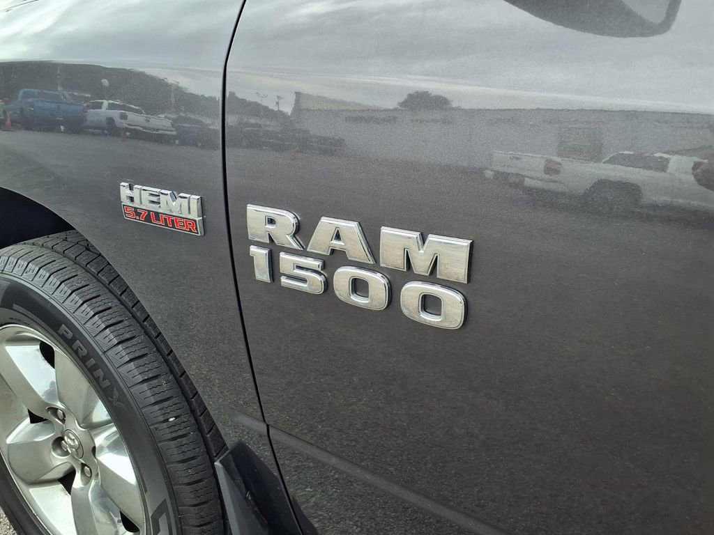 Used 2015 RAM 1500 Big Horn AWD/4WD image 9