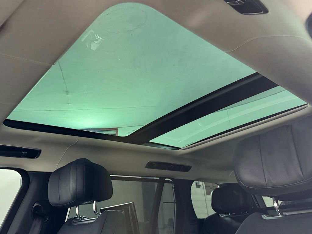 Used 2023 Land Rover Range Rover Long Wheelbase First Edition image 26