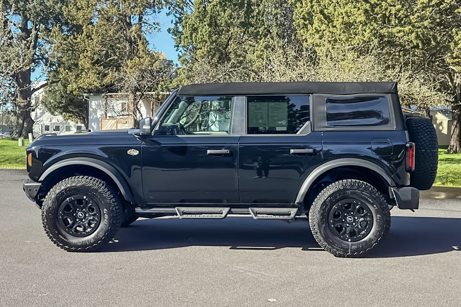 Used 2024 Ford Bronco Wildtrak image 7