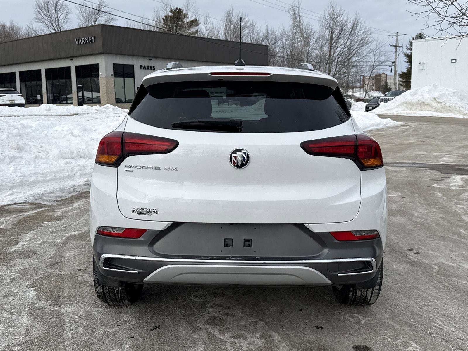 Used 2023 Buick Encore GX Essence w/ Experience Buick Package image 7