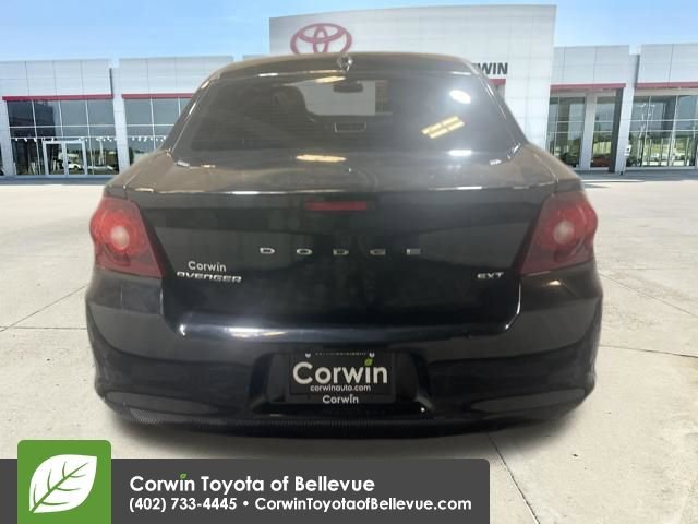 Used 2012 Dodge Avenger SXT image 4