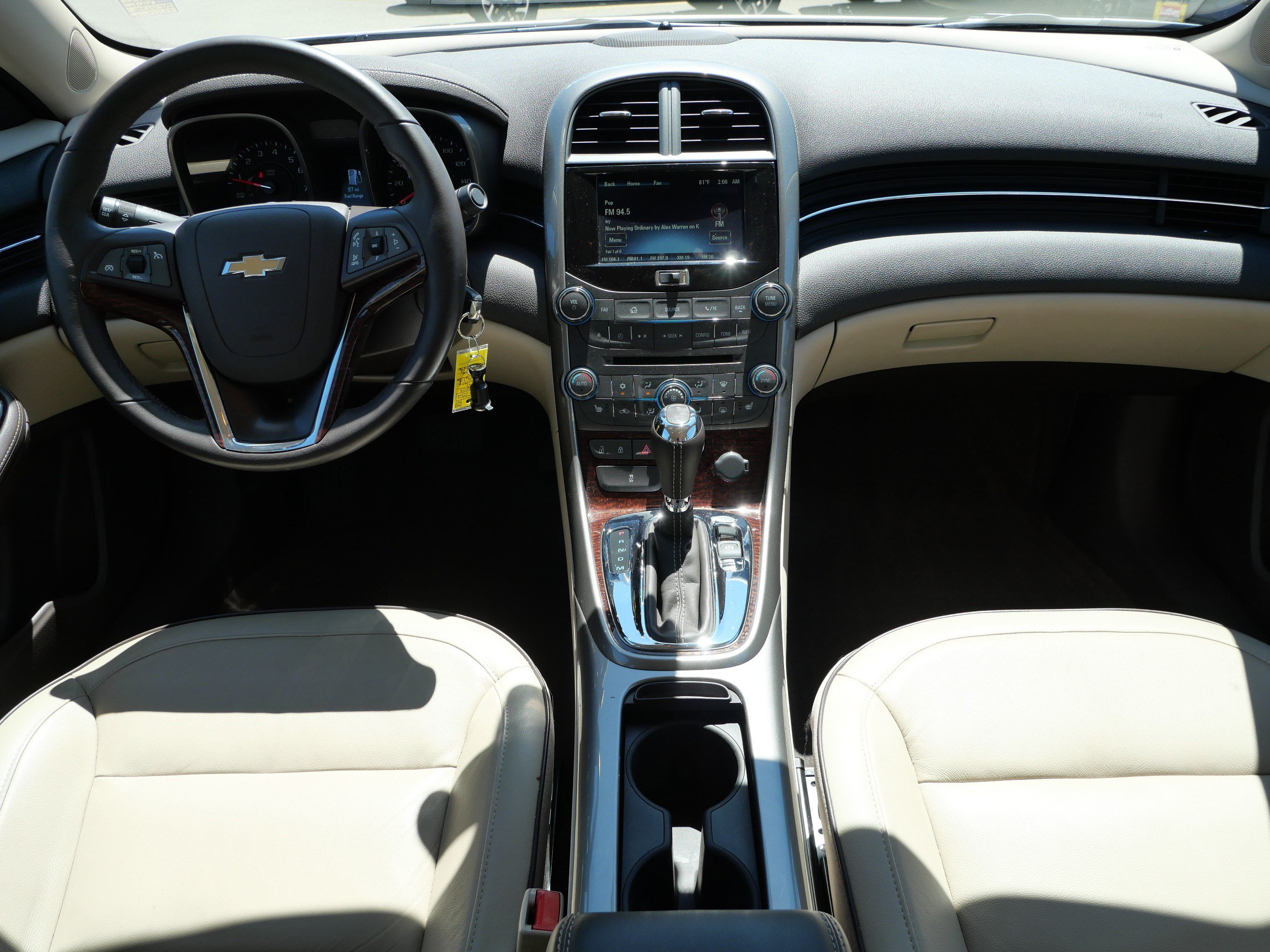 Used 2013 Chevrolet Malibu Eco w/ Leather Package FWD image 10
