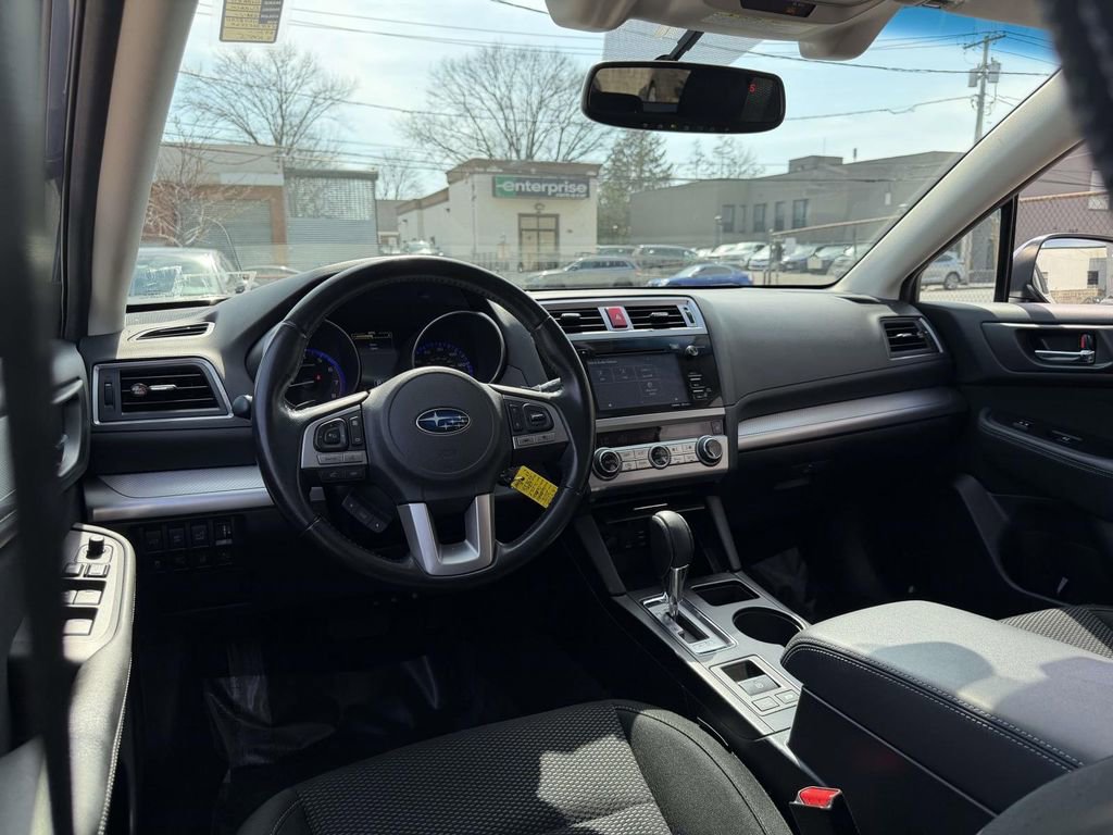 Used 2016 Subaru Outback 2.5i Premium image 21