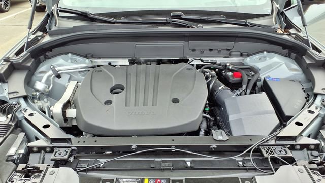 New 2026 Volvo XC60 B5 Ultra w/ Climate Package image 29