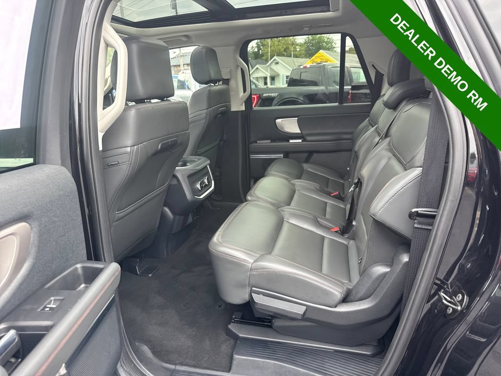 Used 2025 Ford Expedition Max Active AWD/4WD image 15