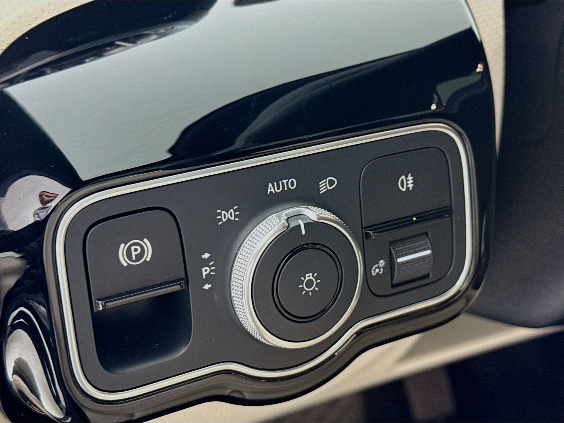 Used 2022 Mercedes-Benz A 220 image 11