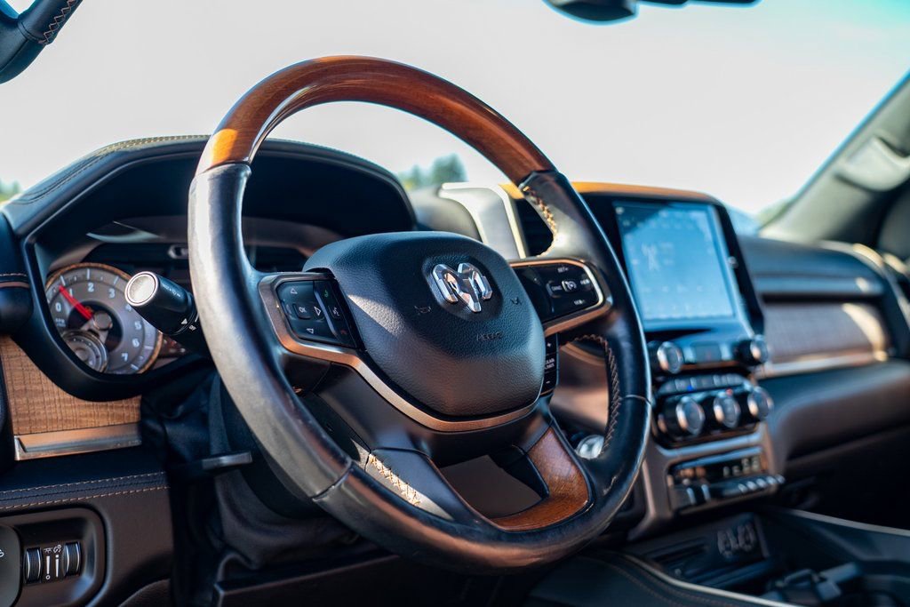 Used 2019 RAM 1500 Laramie Longhorn image 15