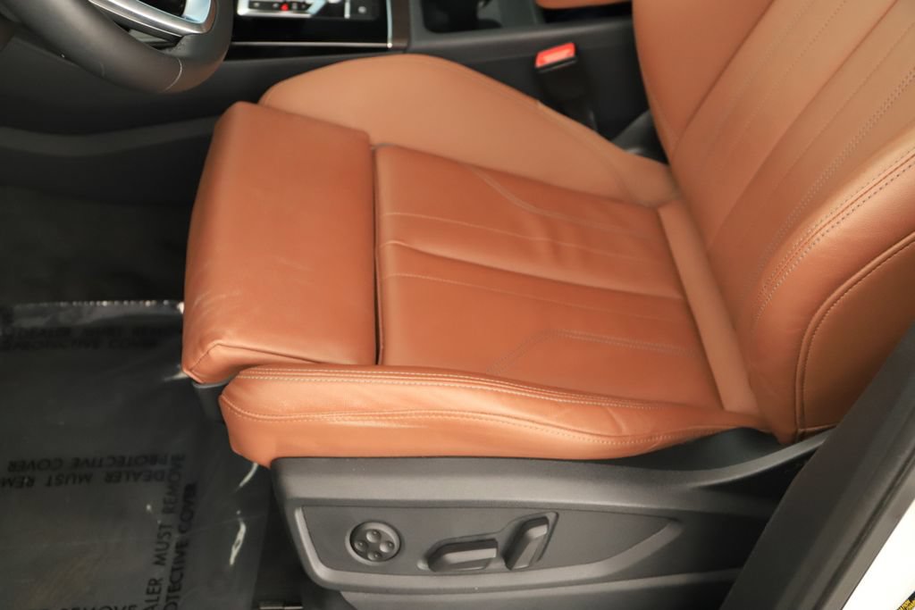 Certified 2024 Audi Q5 e Premium w/ Convenience Package AWD/4WD image 25