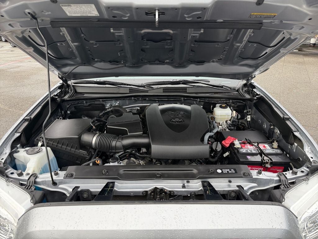 Used 2019 Toyota Tacoma TRD Off-Road AWD/4WD image 29