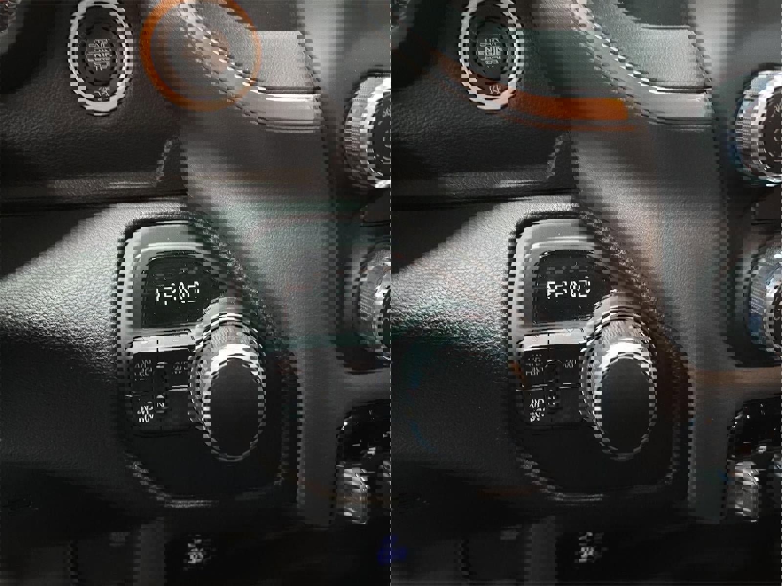 Used 2024 RAM 2500 Big Horn w/ Bed Utility Group image 14