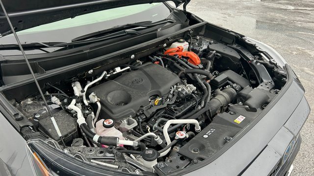 Used 2024 Toyota RAV4 XSE w/ Weather Package image 59