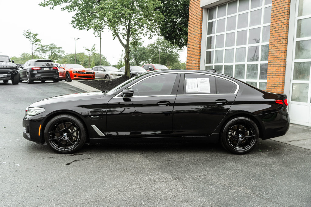 Used 2023 BMW 530e RWD image 40