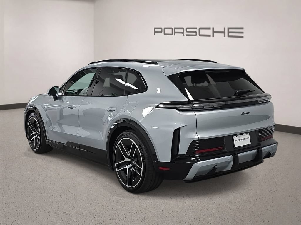 New 2026 Porsche Cayenne Turbo AWD/4WD image 3