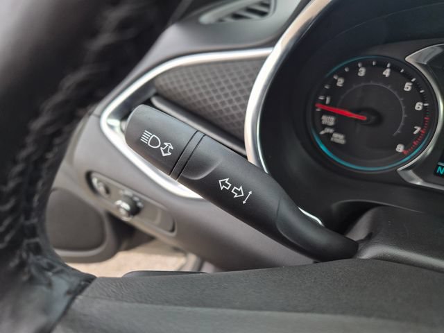 Used 2017 Chevrolet Malibu LT FWD image 20