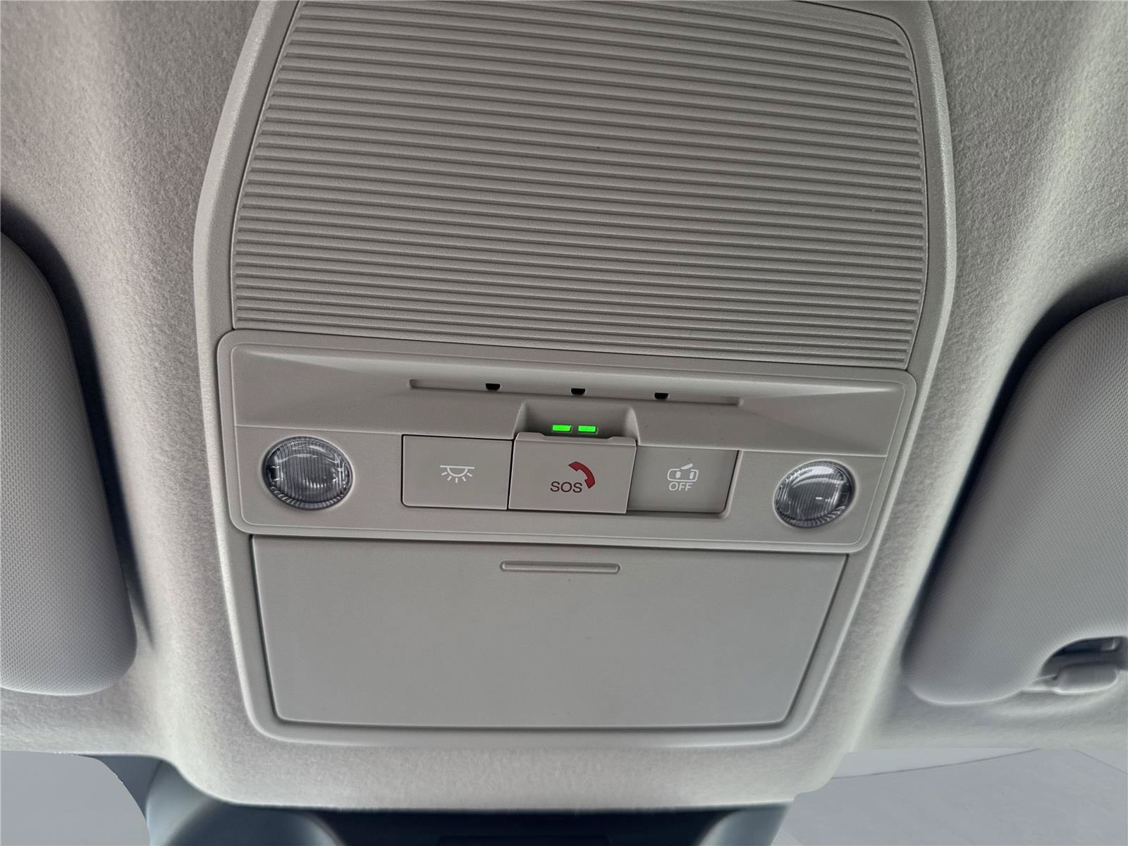 New 2026 Nissan Kicks SR FWD image 28