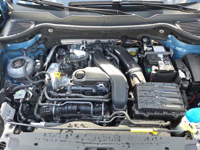 Used 2025 Volkswagen Taos SE FWD image 27