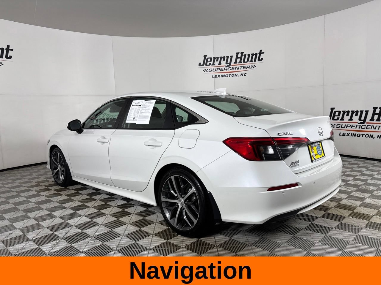 Used 2024 Honda Civic Touring image 8