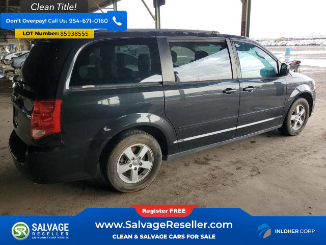 Used 2012 Dodge Grand Caravan SXT w/ UConnect Hands-Free Group image 4