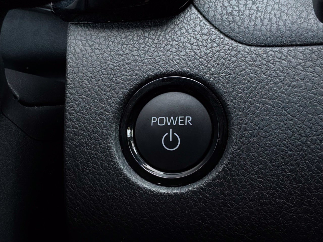 Used 2025 Toyota Camry LE FWD image 26
