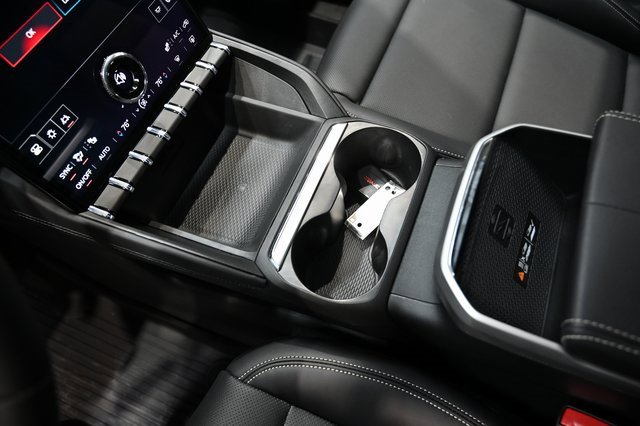 New 2026 GMC Terrain Elevation w/ Elevation Premium Package image 18