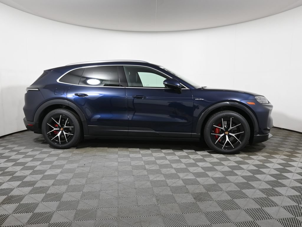 New 2026 Porsche Cayenne S AWD/4WD image 8