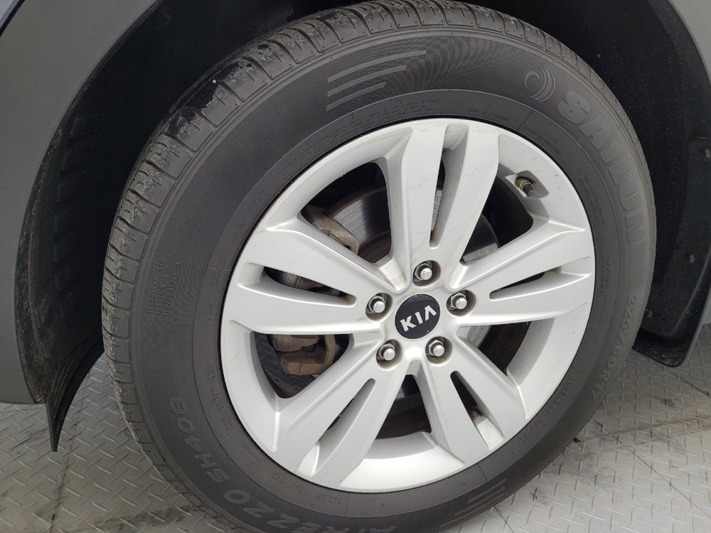 Used 2017 Kia Sportage LX image 31