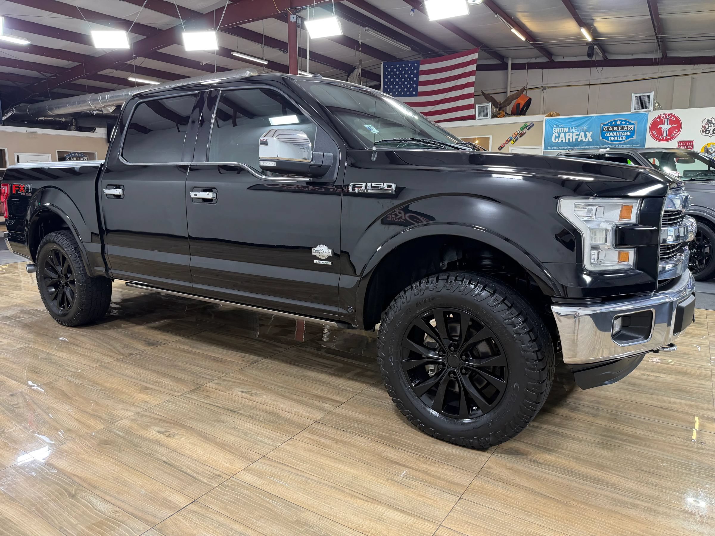 Used 2016 Ford F150 King Ranch w/ Equipment Group 601A Luxury AWD/4WD image 3