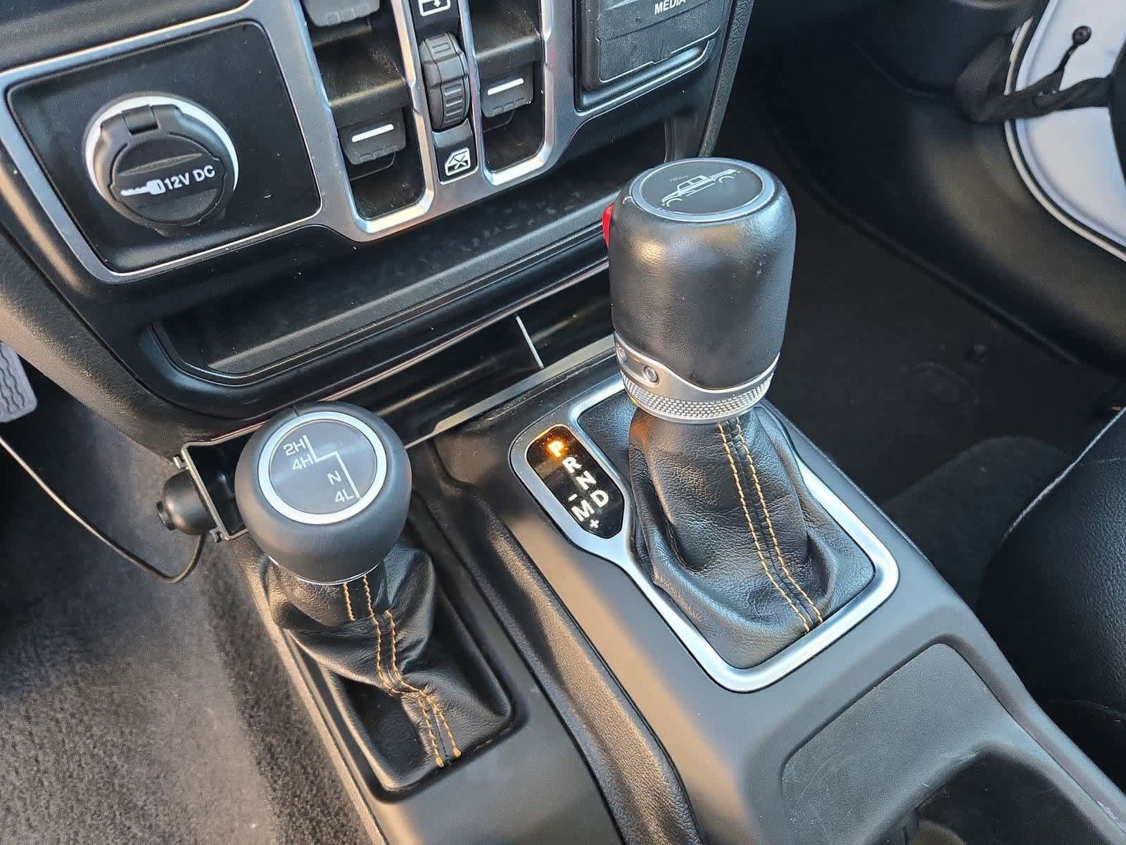 Used 2023 Jeep Gladiator Overland image 28