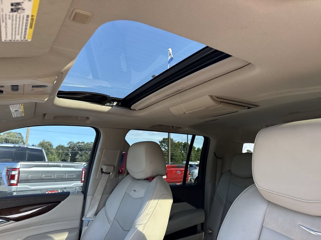 Used 2016 Cadillac Escalade ESV Luxury RWD image 15