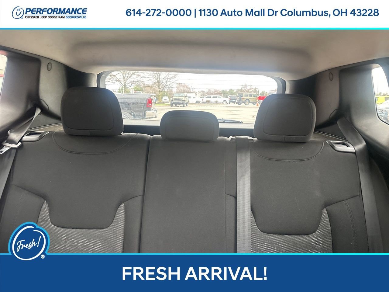 Used 2015 Jeep Renegade Latitude image 23