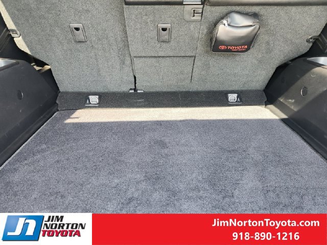 Used 2023 Toyota 4Runner Limited AWD/4WD image 33