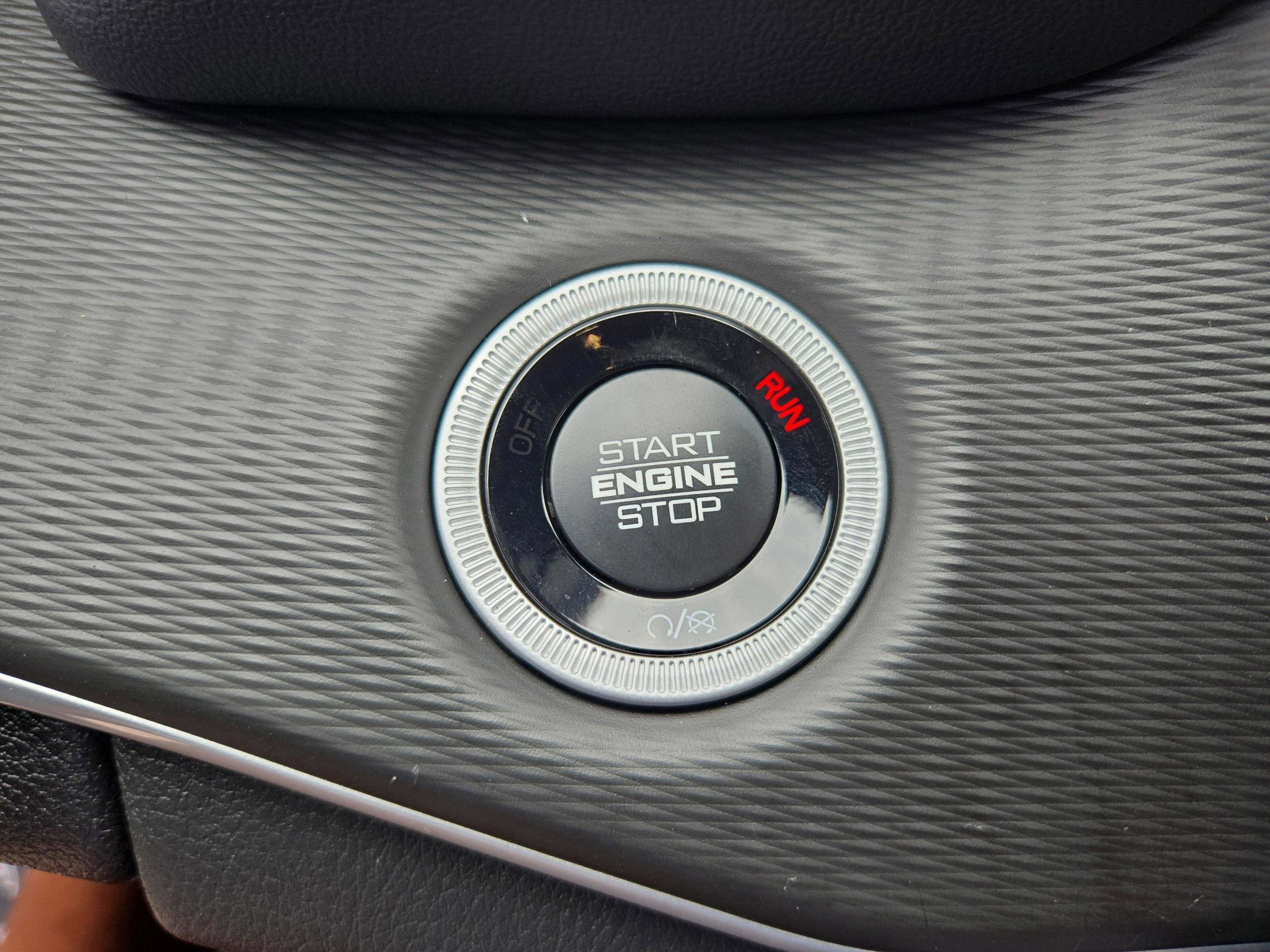 New 2025 Jeep Grand Cherokee L Altitude image 33