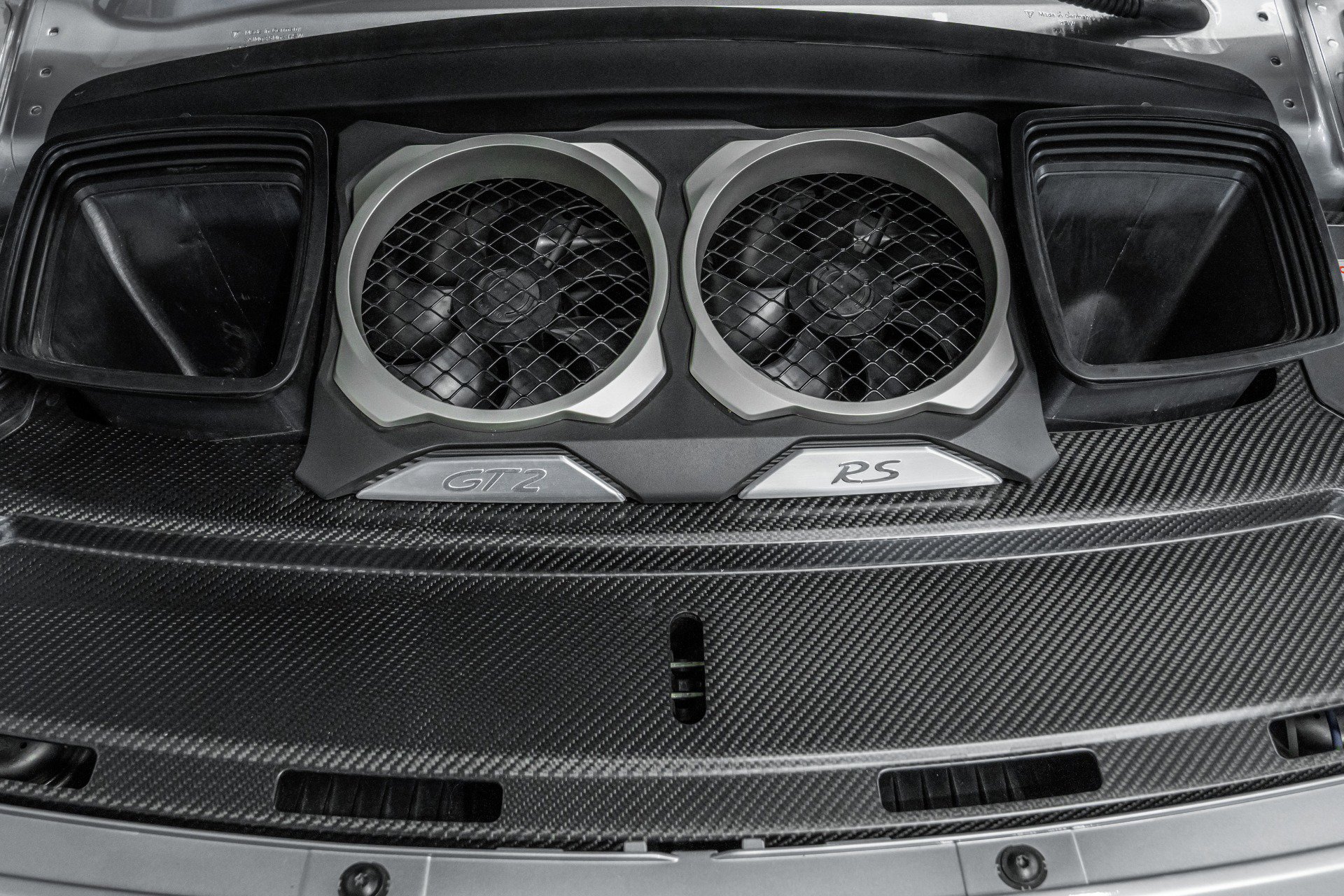 Used 2018 Porsche 911 GT2 RS w/ Weissach Package image 11