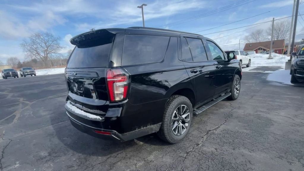 Certified 2024 Chevrolet Tahoe Z71 w/ Luxury Package image 8