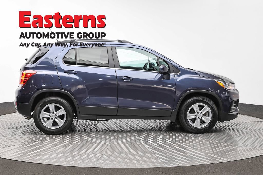 Used 2019 Chevrolet Trax LT FWD image 4