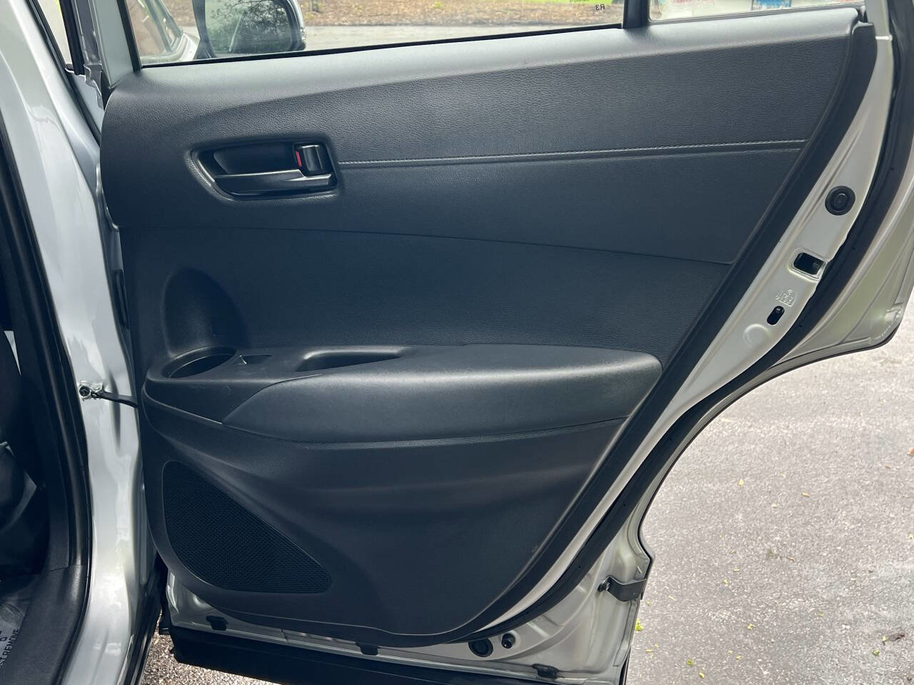 Used 2022 Toyota Corolla Cross LE FWD image 25